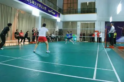 自参与谈判