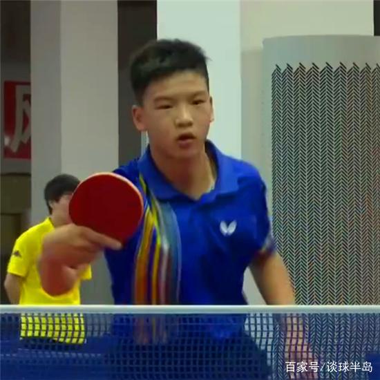 表现出对防