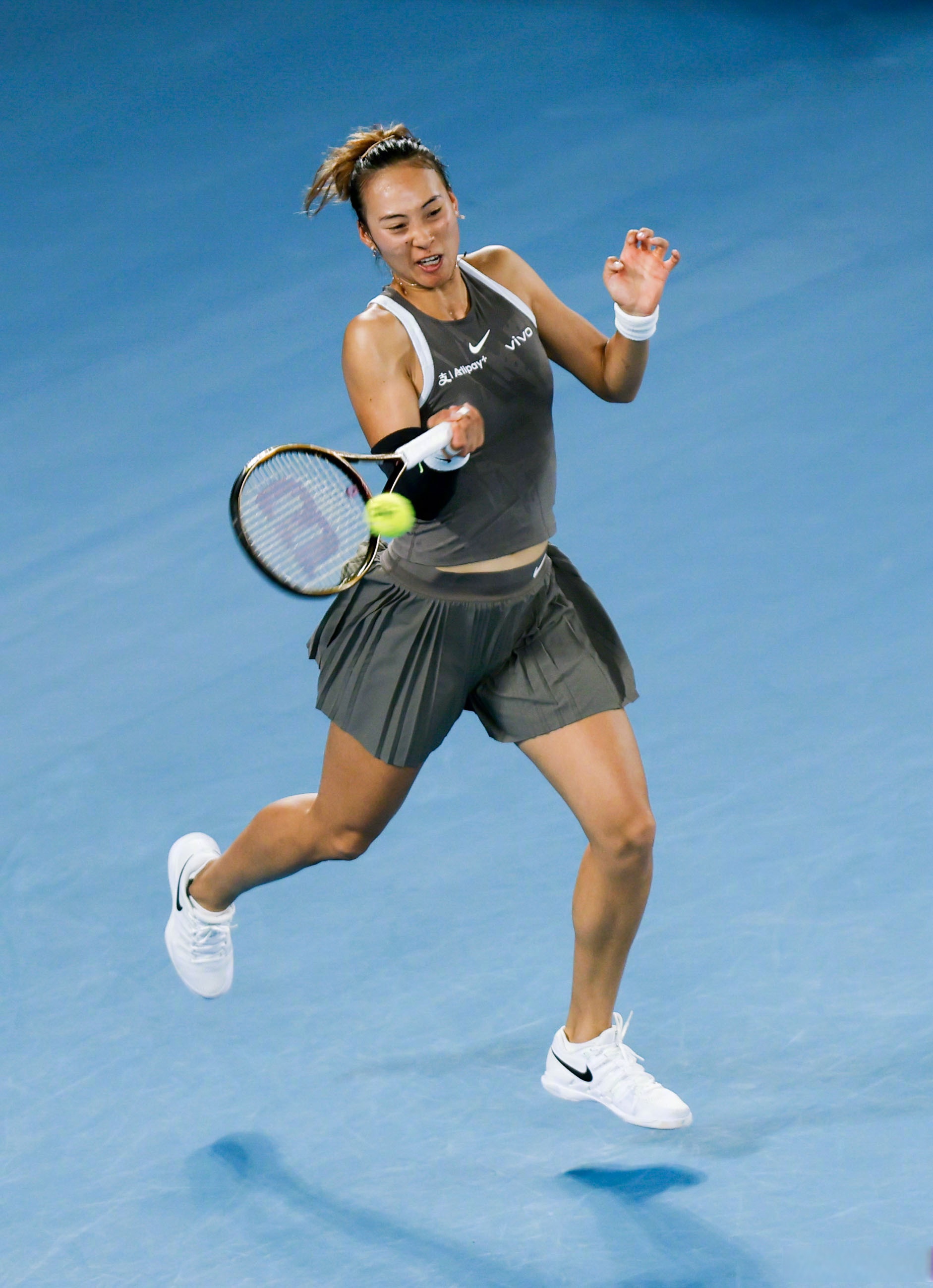 一个鲜活的 一个鲜活的