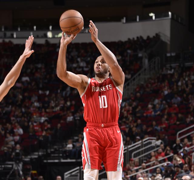 河村弃战亚洲杯！公牛签双向合同，夏联场均9.6分