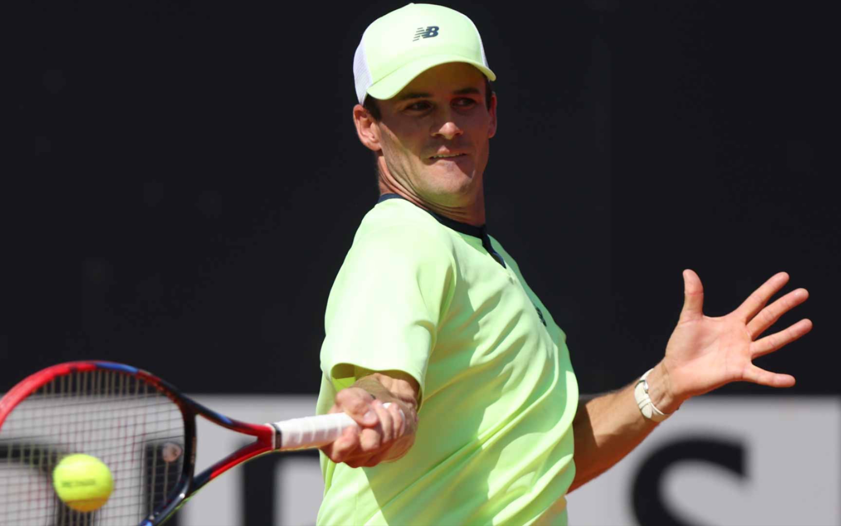 中插入更适 中插入更适