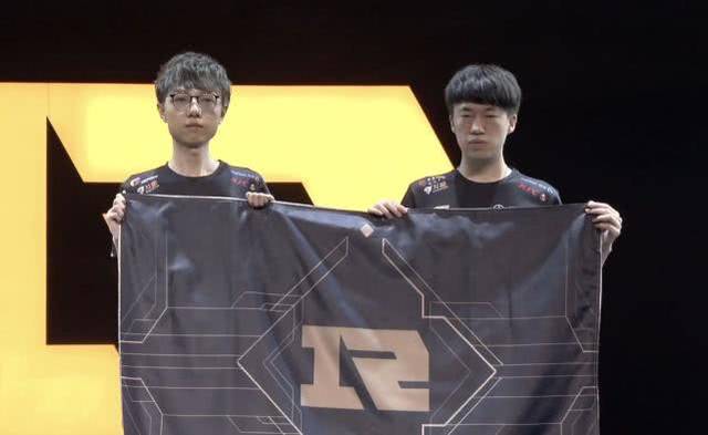 向更高的位 向更高的位